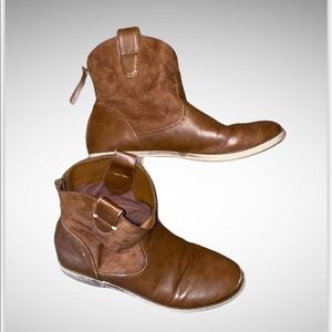 Girls’ 3 Cat & Jack Zipper Backed Boots